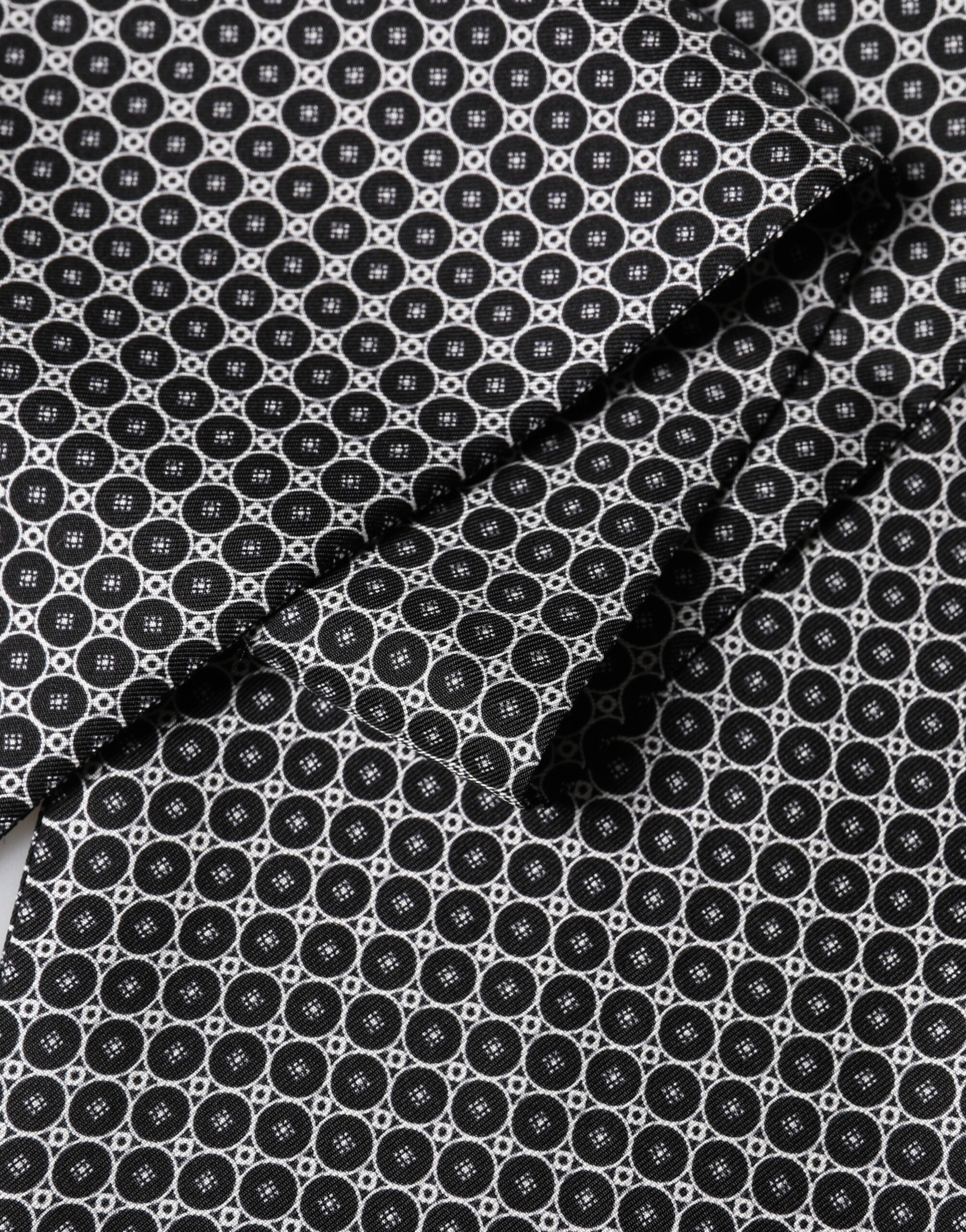 Dolce & Gabbana Black White Silk Geometric Fringed Wrap 142cm X 15cm  Scarf