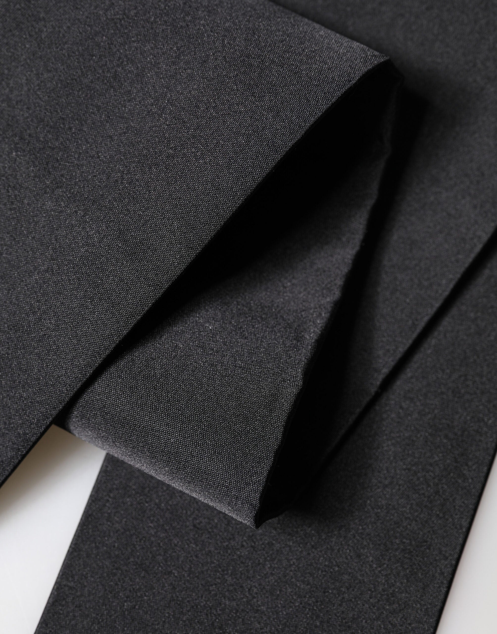 Dolce & Gabbana Black Silk Fringe Neck Wrap Foulard 160.5cm x 8cm  Scarf