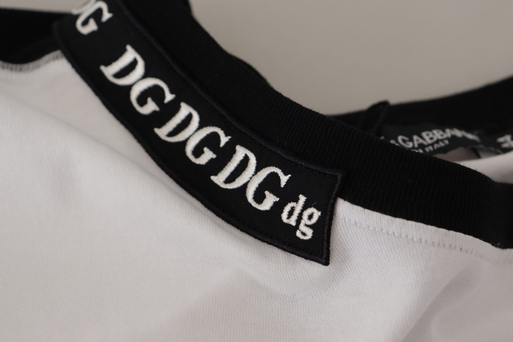 Dolce & Gabbana White Slogan Print Round Neck Cotton  T-shirt - Whispers Of Wisdom Clothing