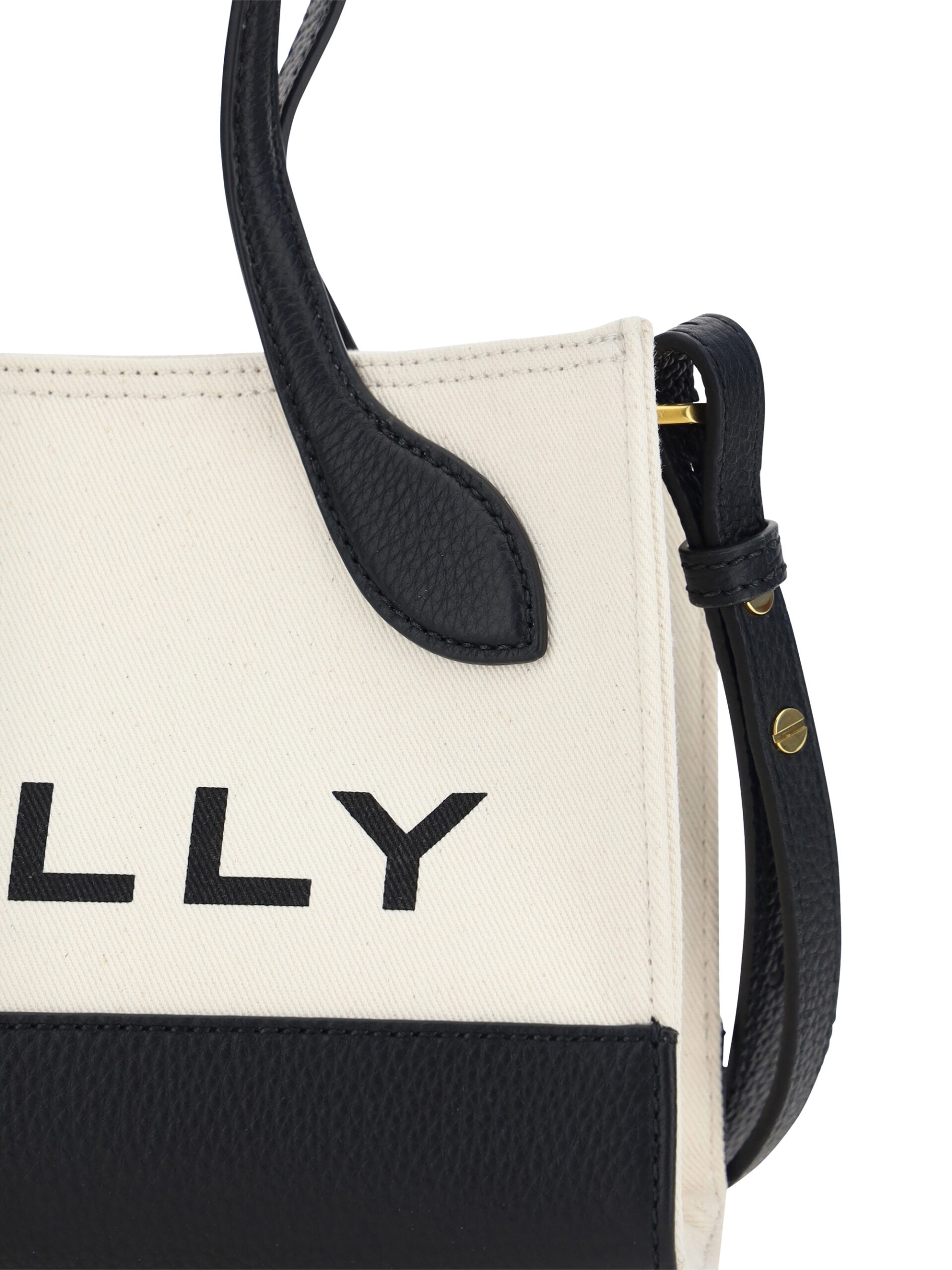 حقيبة يد صغيرة جلدية متباينة من Bally Chic