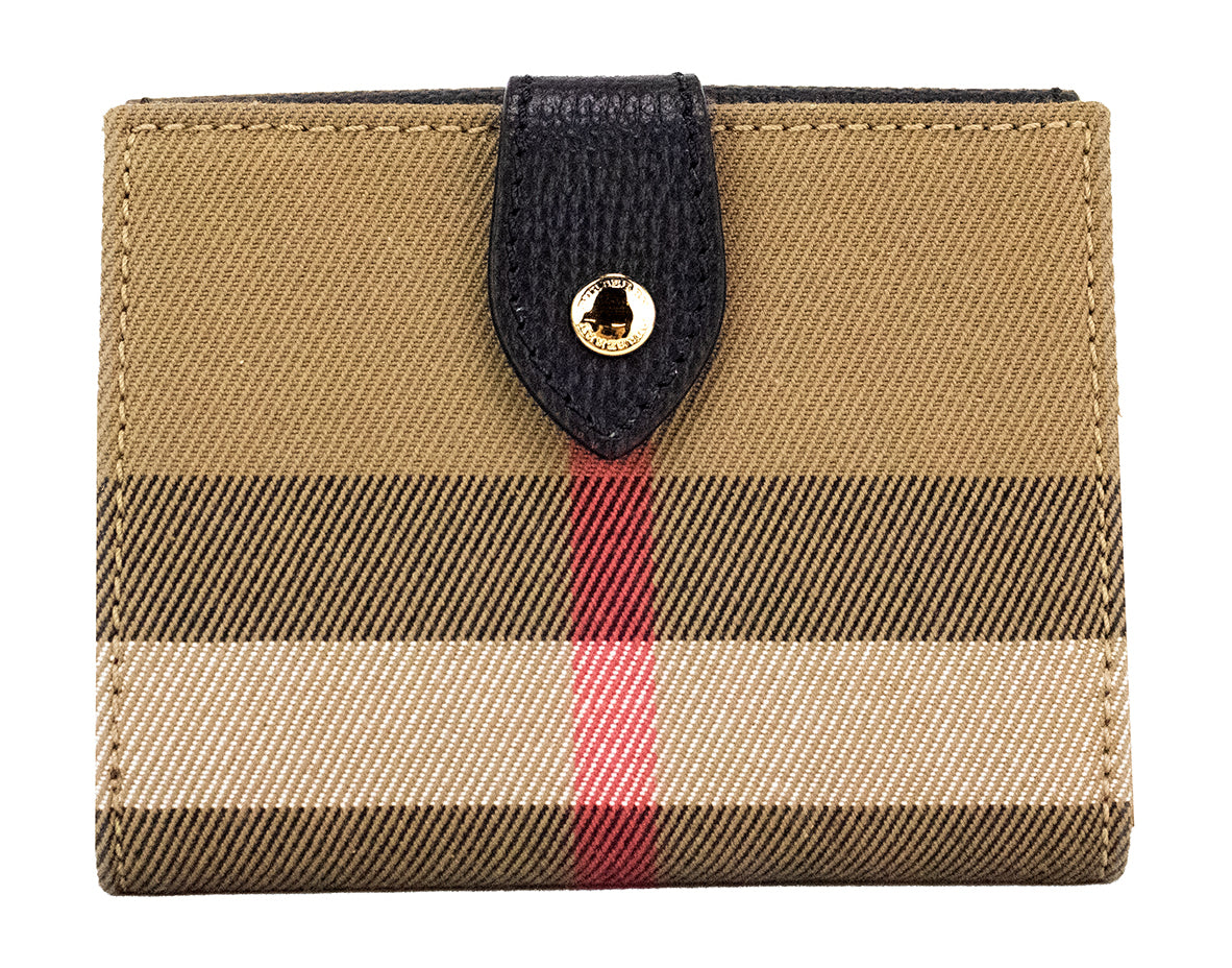 محفظة Burberry Luna المصنوعة من الجلد الأسود المحبب والمزخرفة بنقشة مربعات من القماش