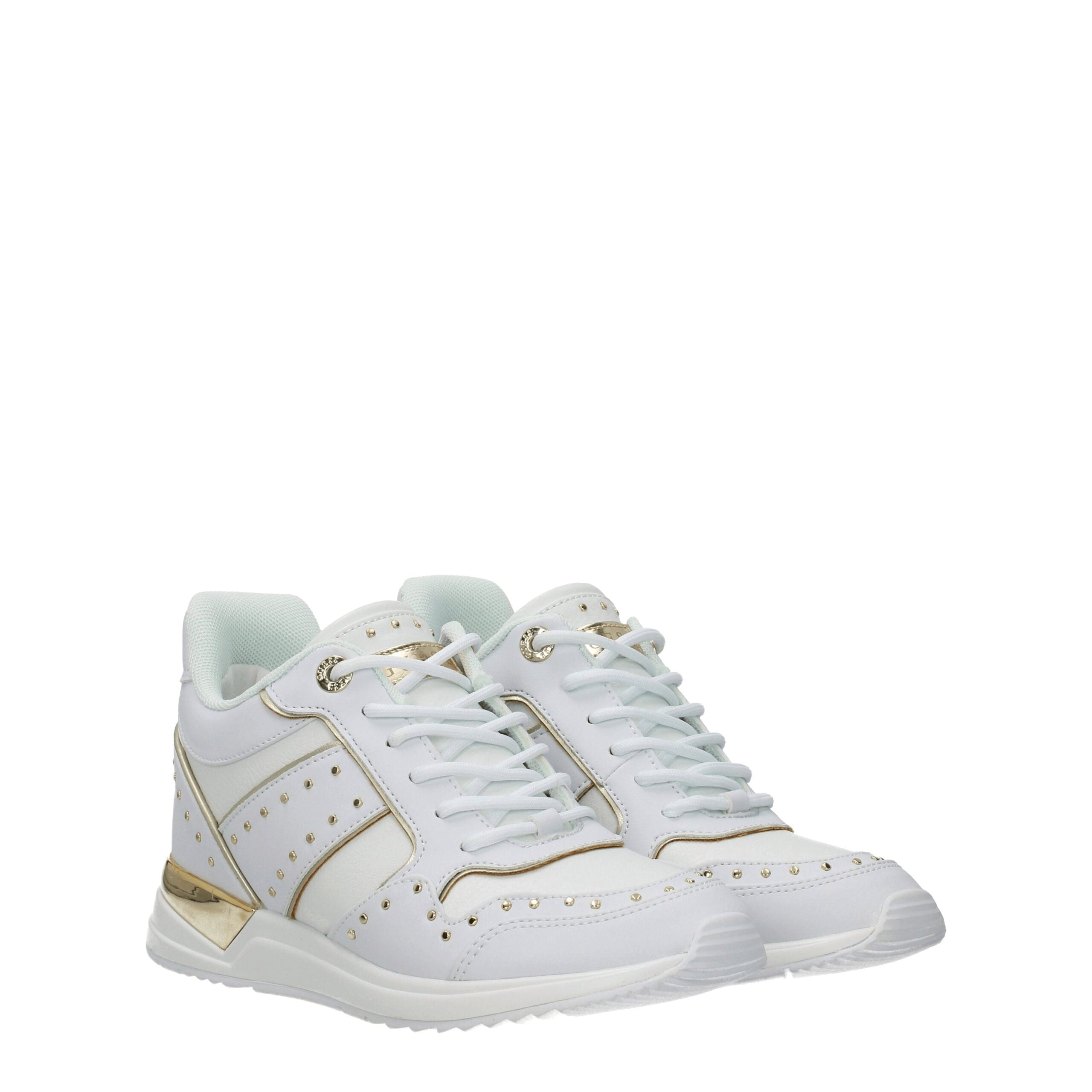 حذاء رياضي من البولي إيثيلين باللون الأبيض من Guess