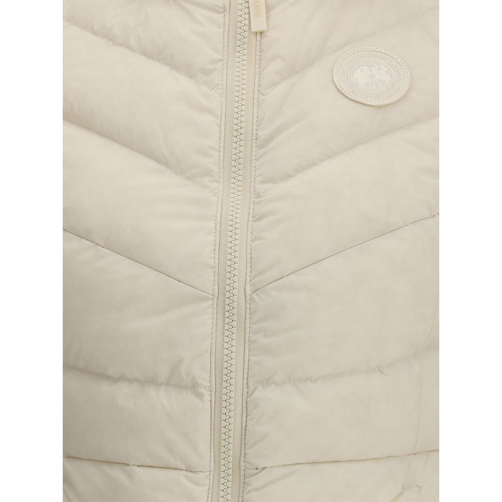 جاكيت Canada Goose بدون أكمام مع غطاء رأس قابل للإزالة