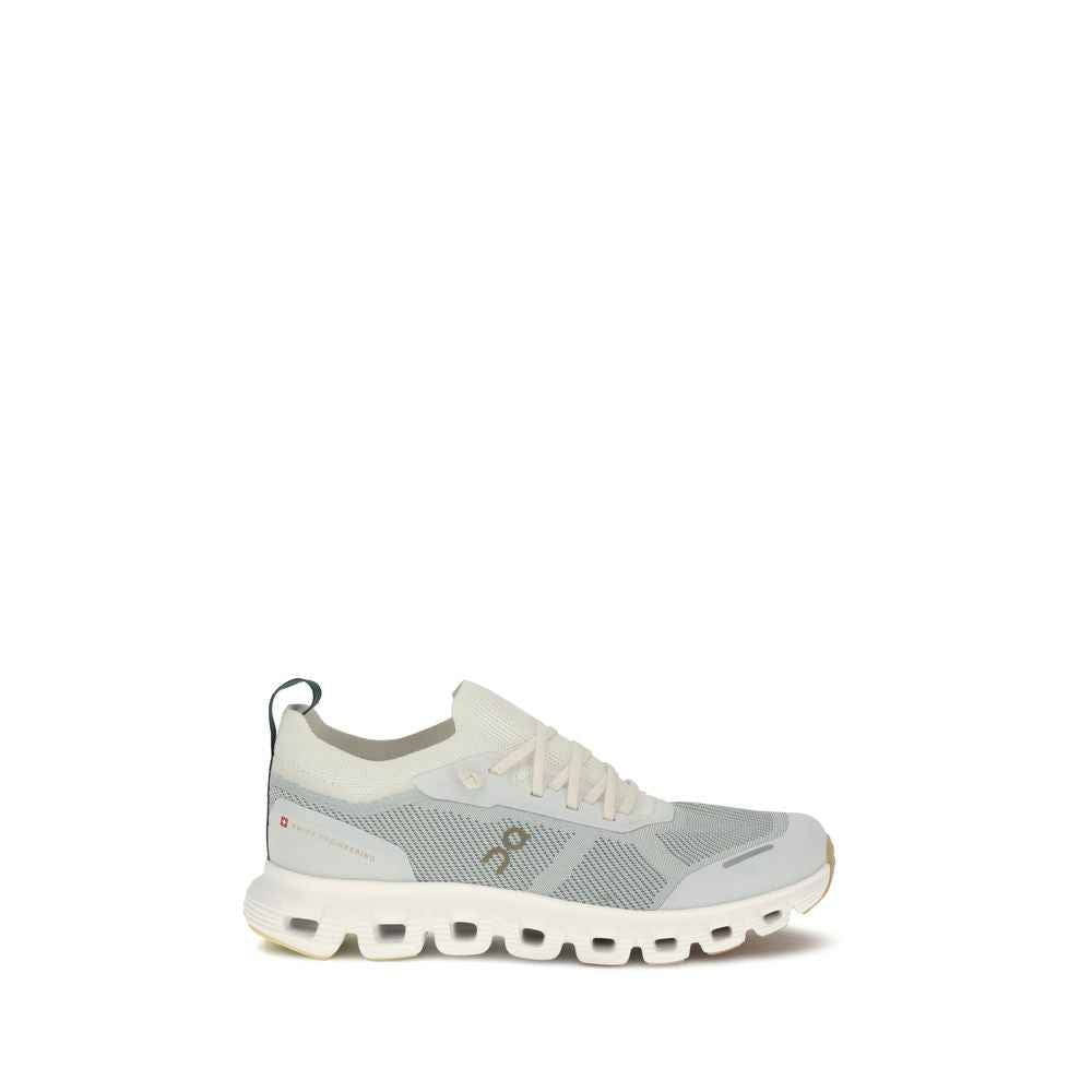 ON Cloud 6 Versa Sneakers